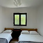 Lazer Cardaku guest house