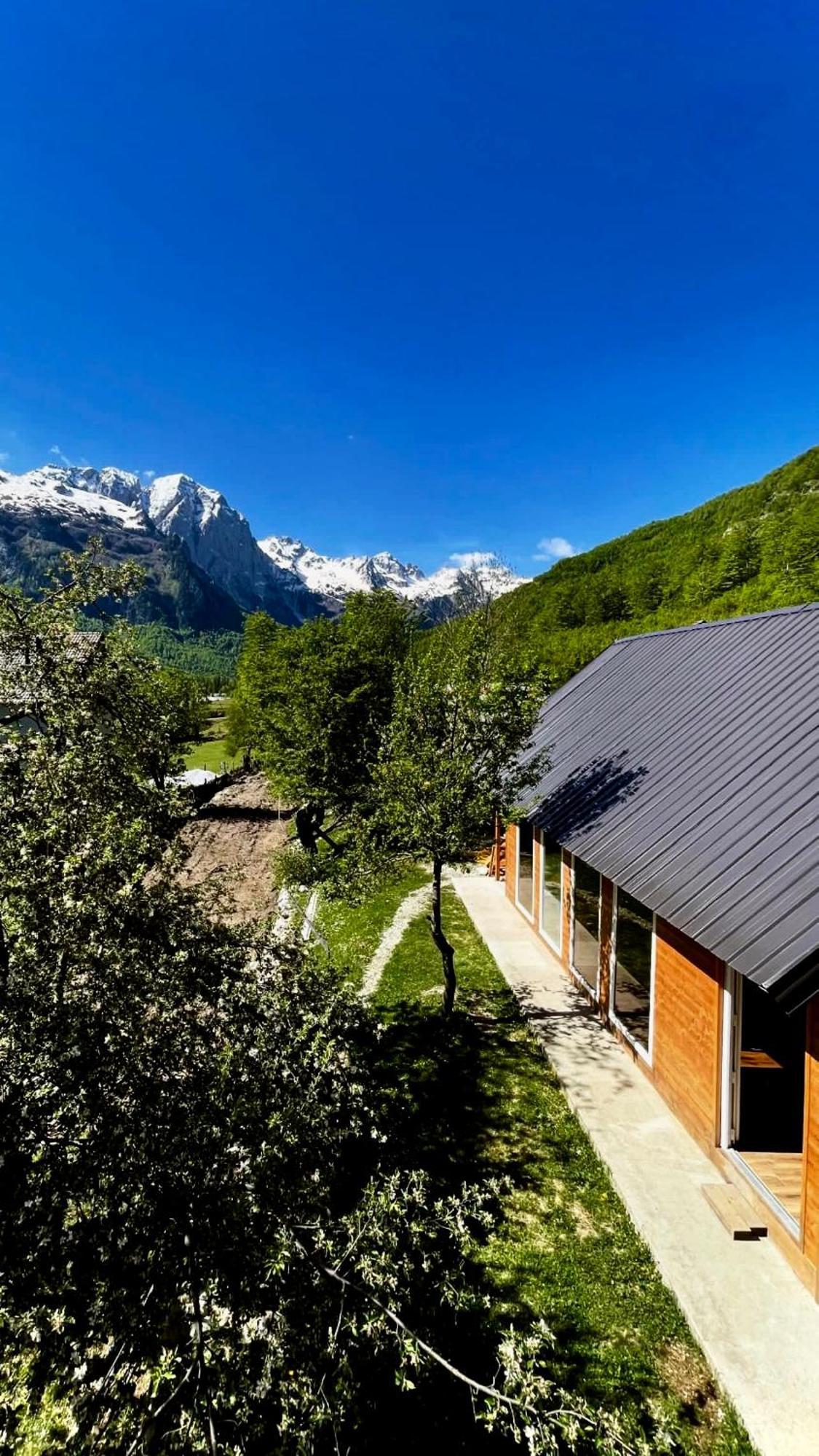 Bed & Breakfast Lazer Cardaku