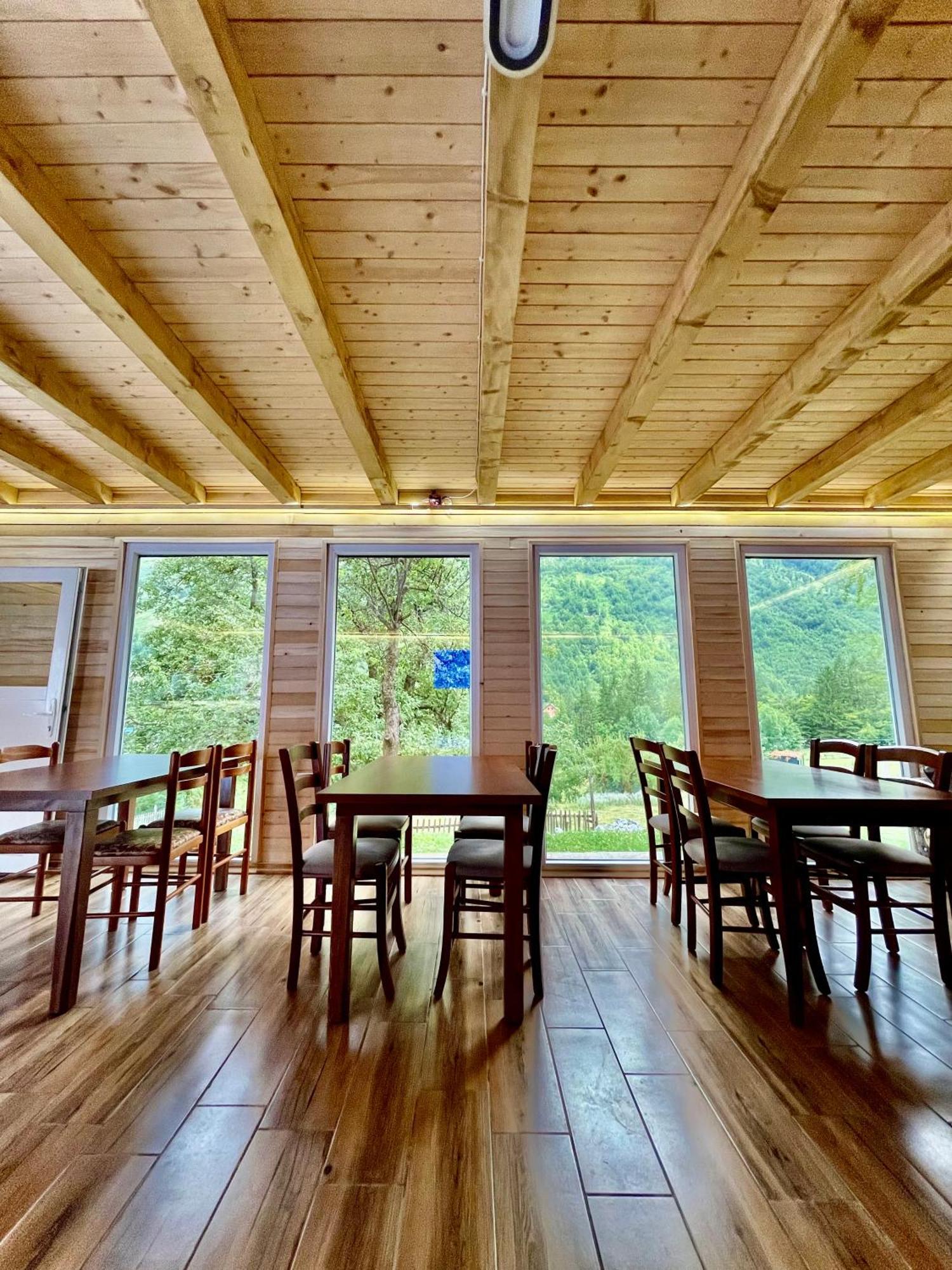 Bed and breakfast Lazer Cardaku Valbone